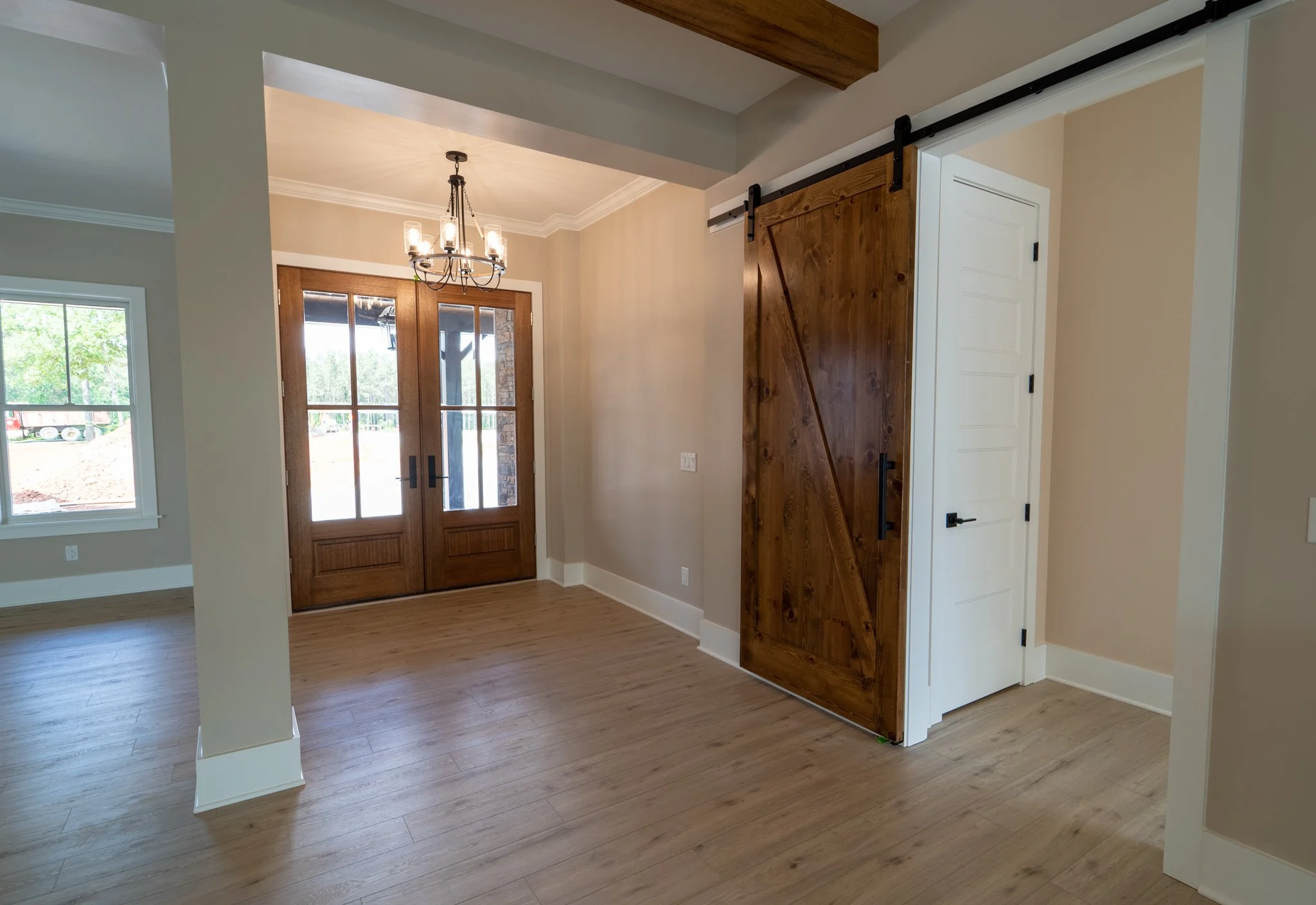 Foyer.jpg