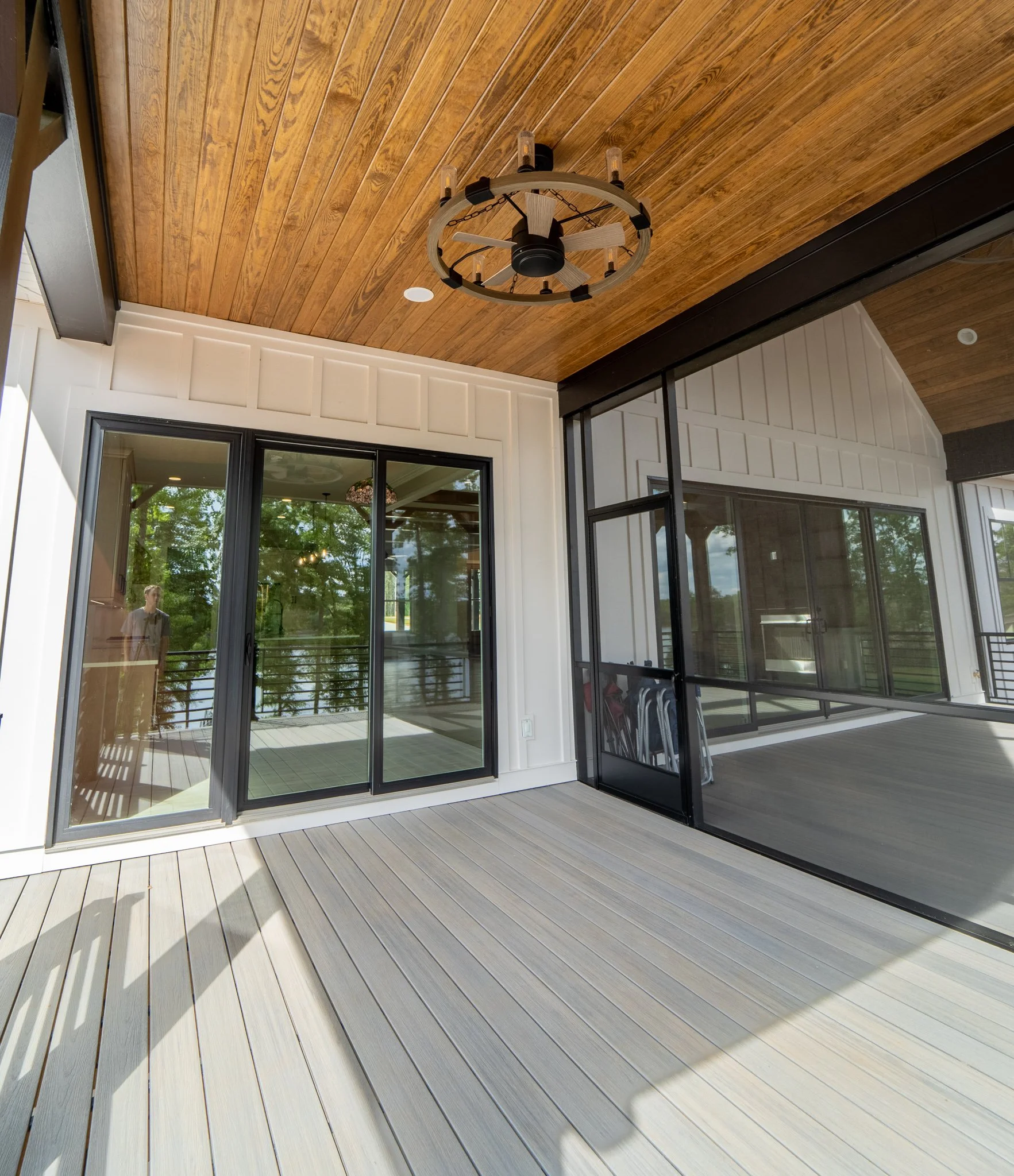 GrillPorch02.jpg