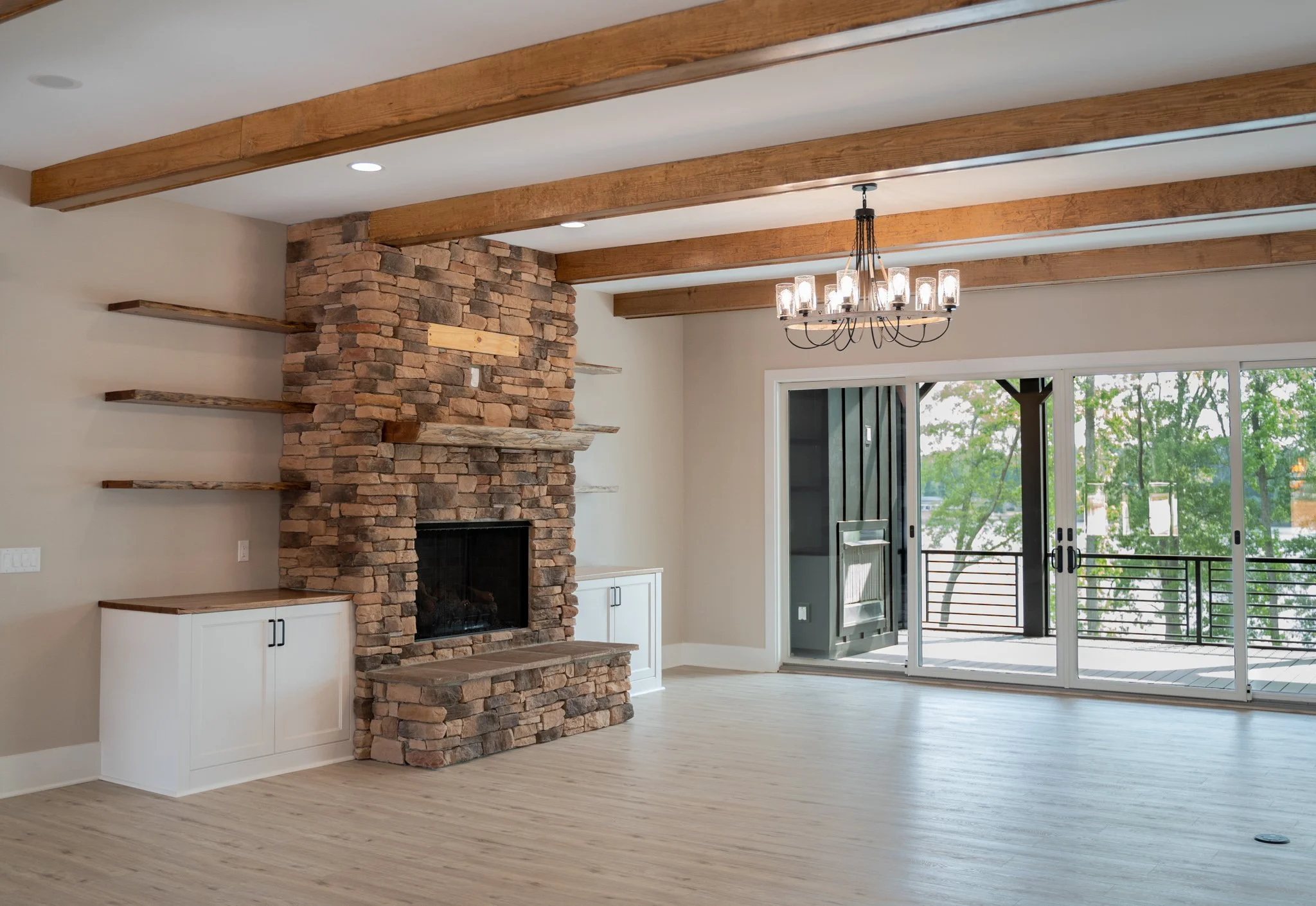 LivingArea04.jpg