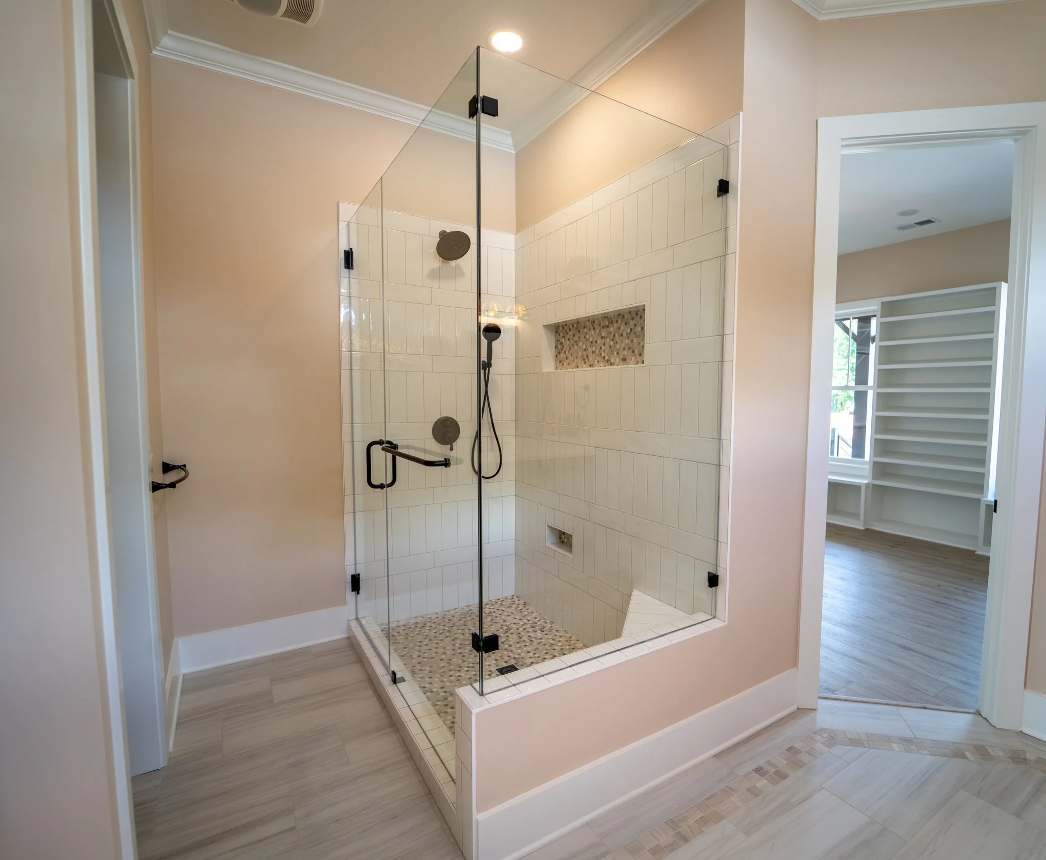 PrimaryBathroom03.jpg