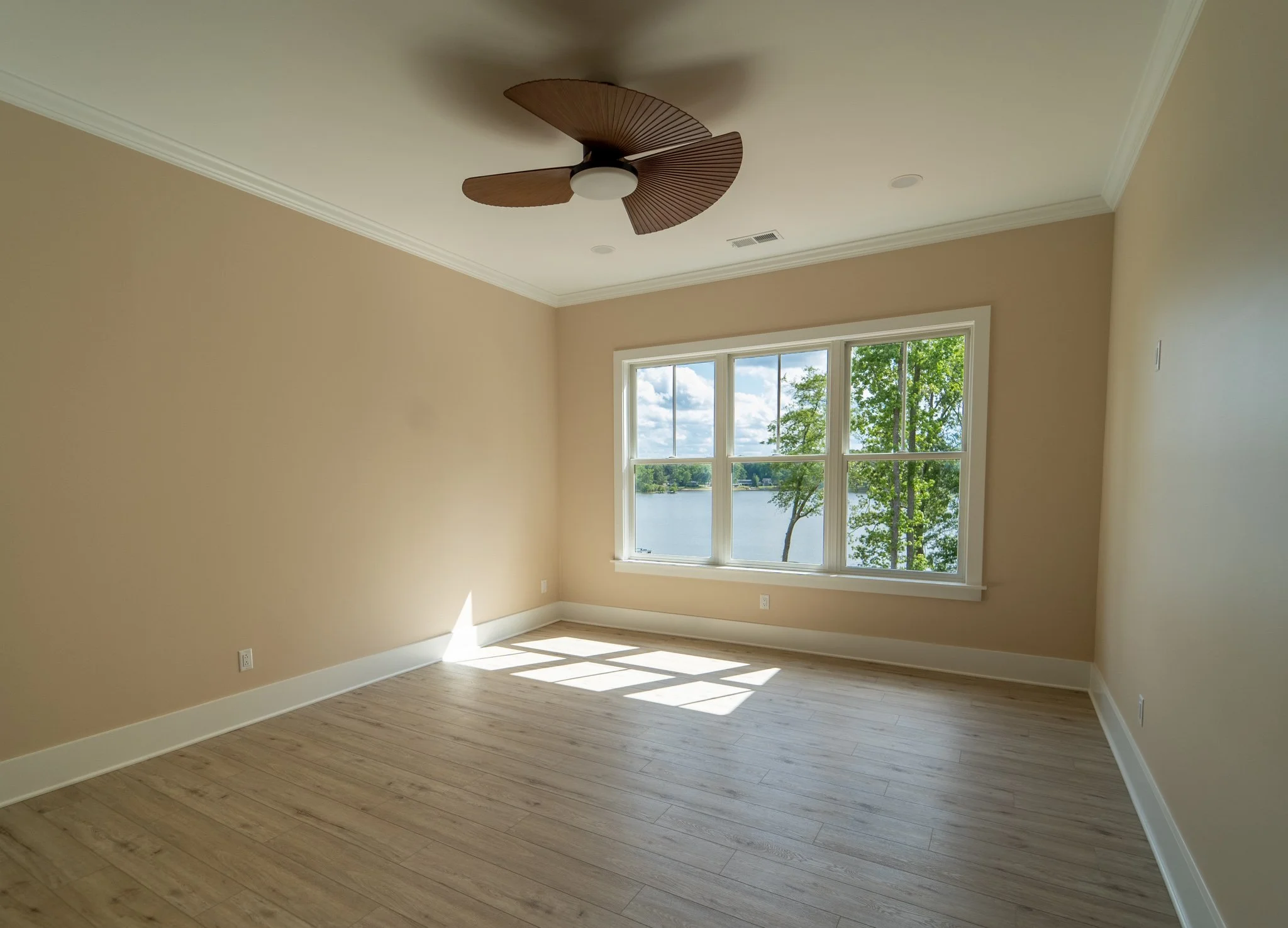 PrimaryBedroom.jpg