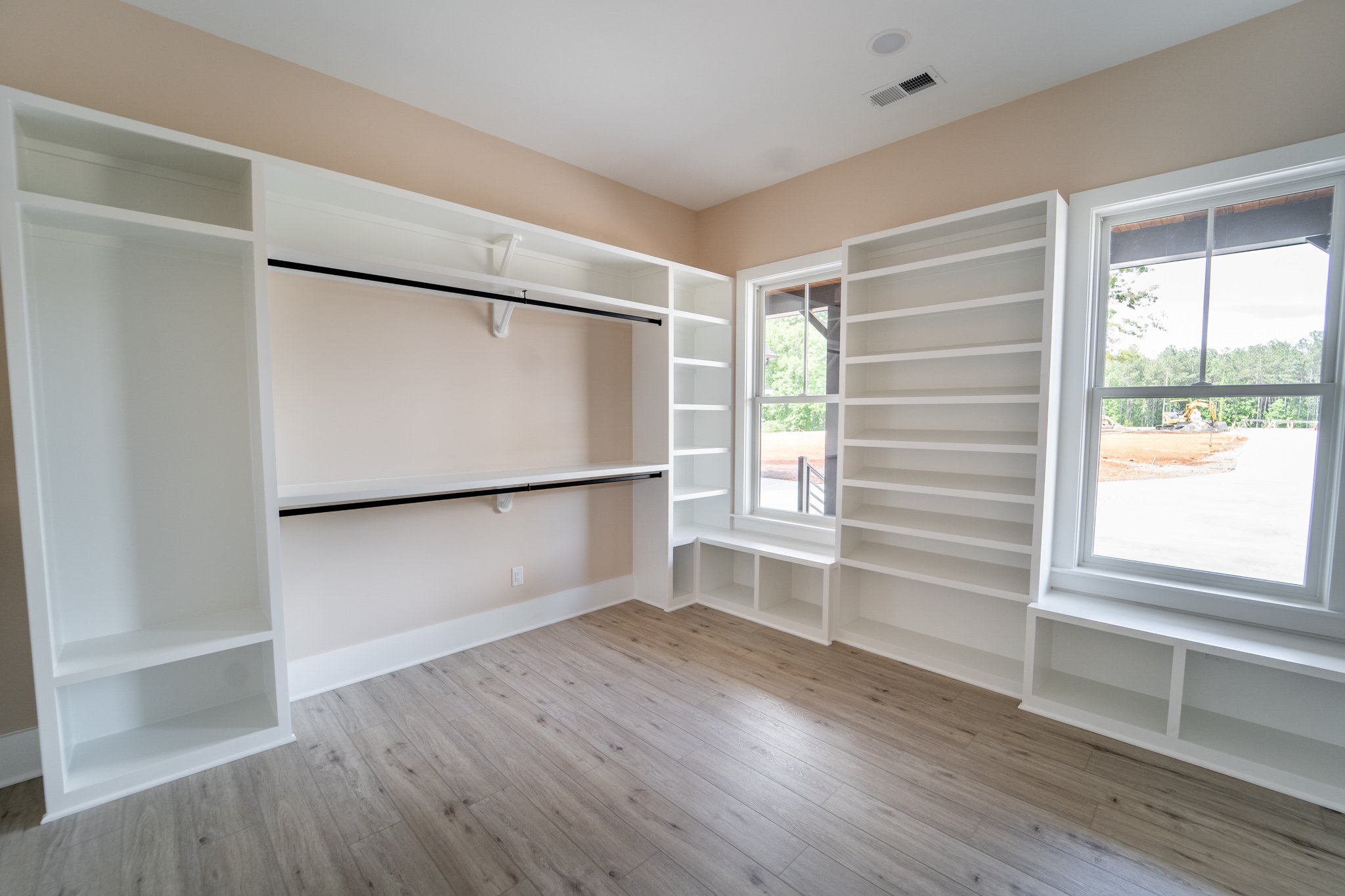 PrimaryCloset02.jpg