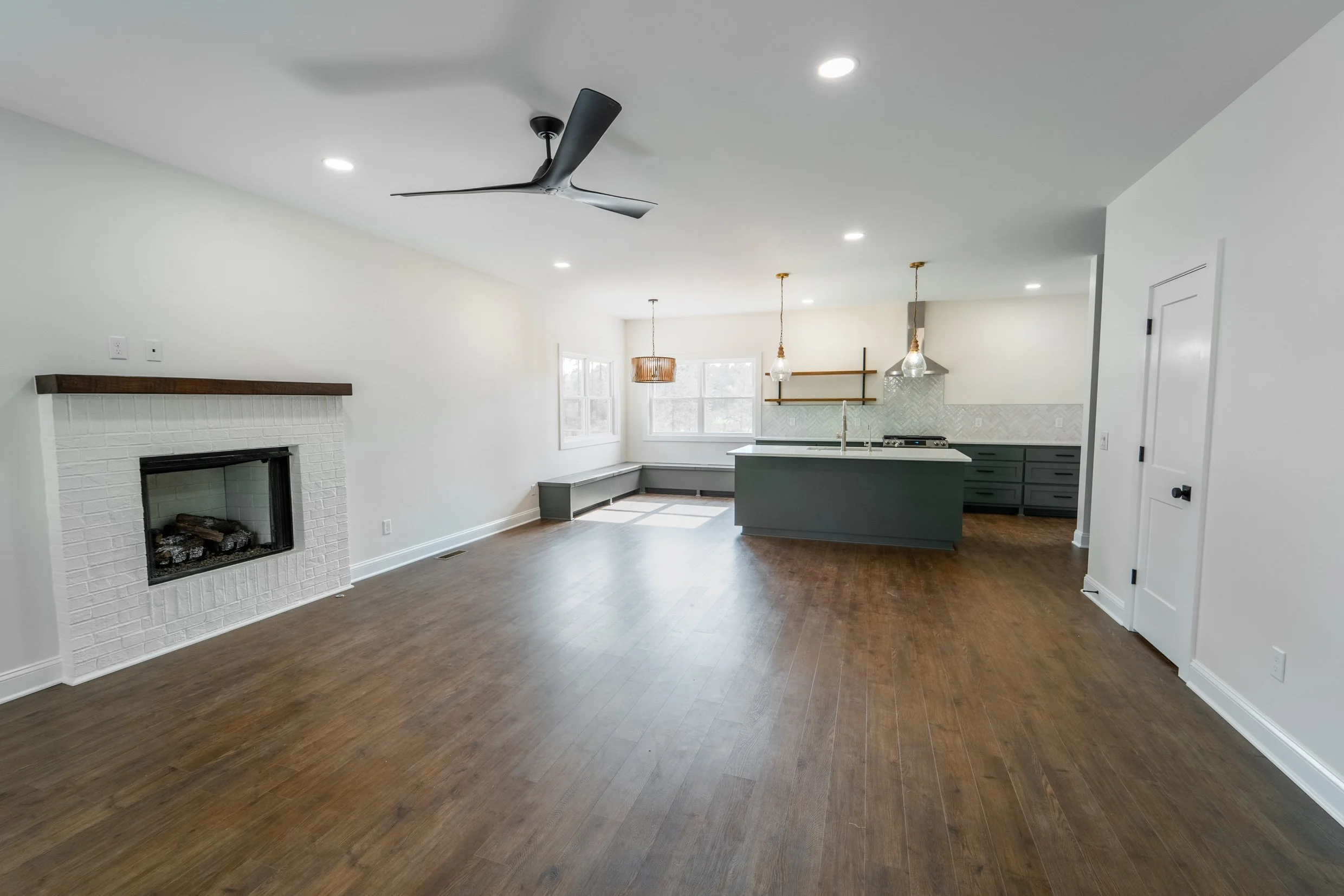 1891 Gum Springs Rd-2.jpg