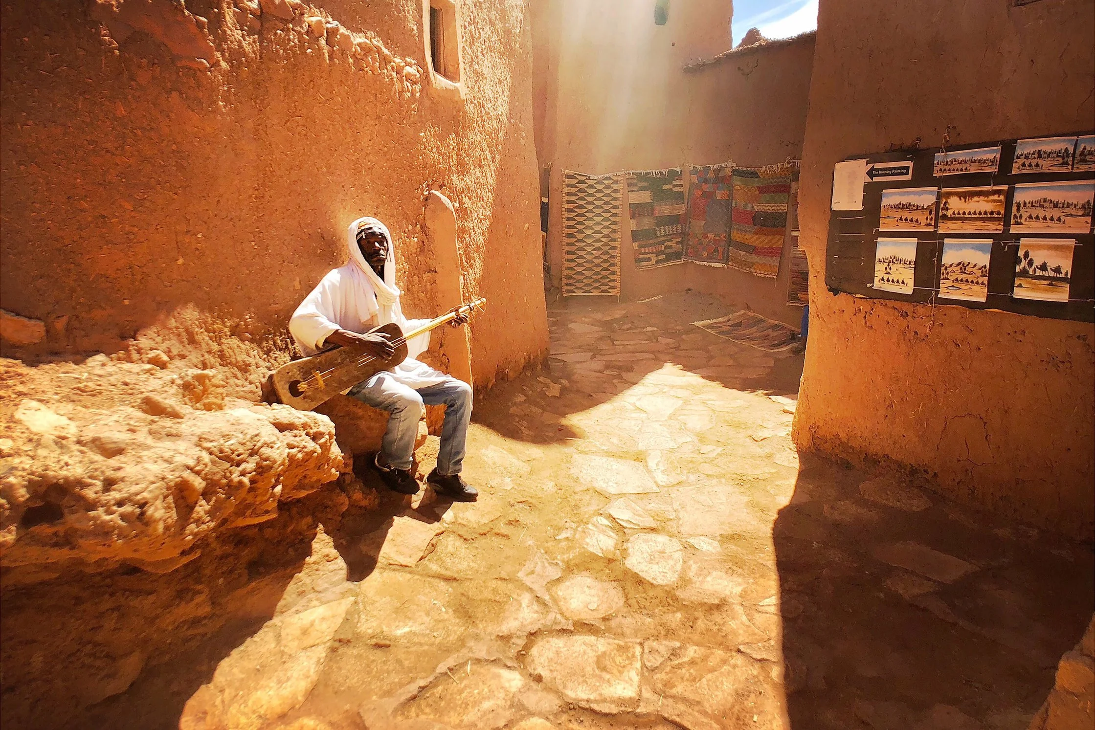 F-Moroccan-Guitarist.jpg