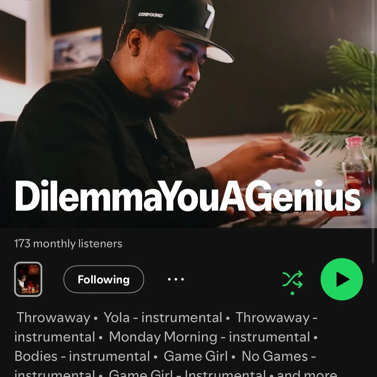 September 🙏🏾&bull; as we continue on 🚀 #dilemmayouagenius #godisgood

miss u mom 🕊️love you..