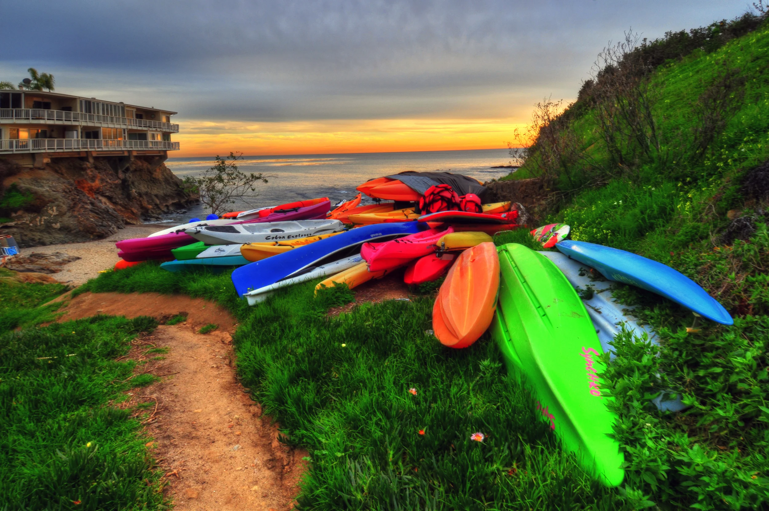 Kayaks.jpg