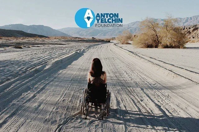 Thank you to the @antonyelchinfoundation for choosing me for their Anton Yelchin 2020 Artist Grant! ❣️
.
I wanted to share my own little journey in discovering who Anton was and I thought his story was important enough for a blog post. Before I appli