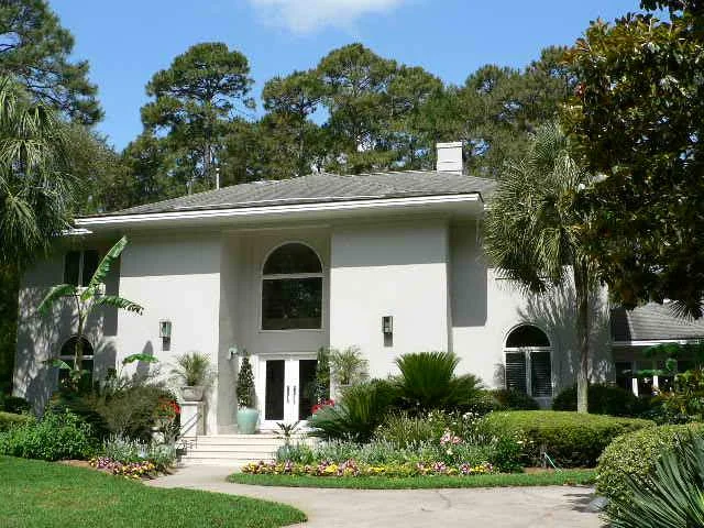 The Island Club