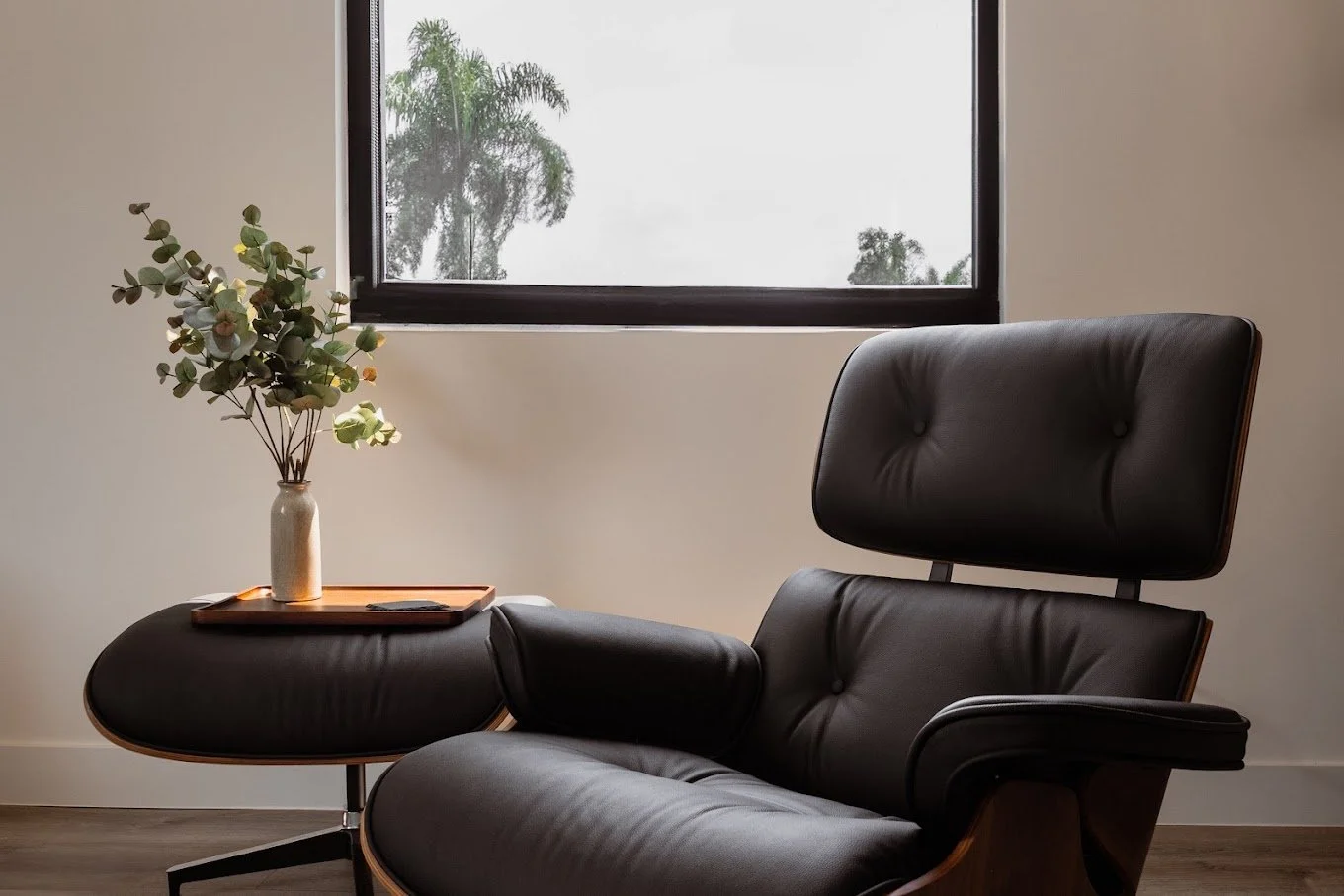 Therapy office Los Feliz 90027