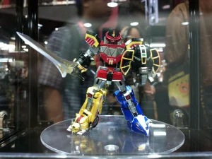 Megazord, a single entity with committed individuals as legs, arms, torso, and head. Al Pavangkanan/Flickr/CC BY 2.0