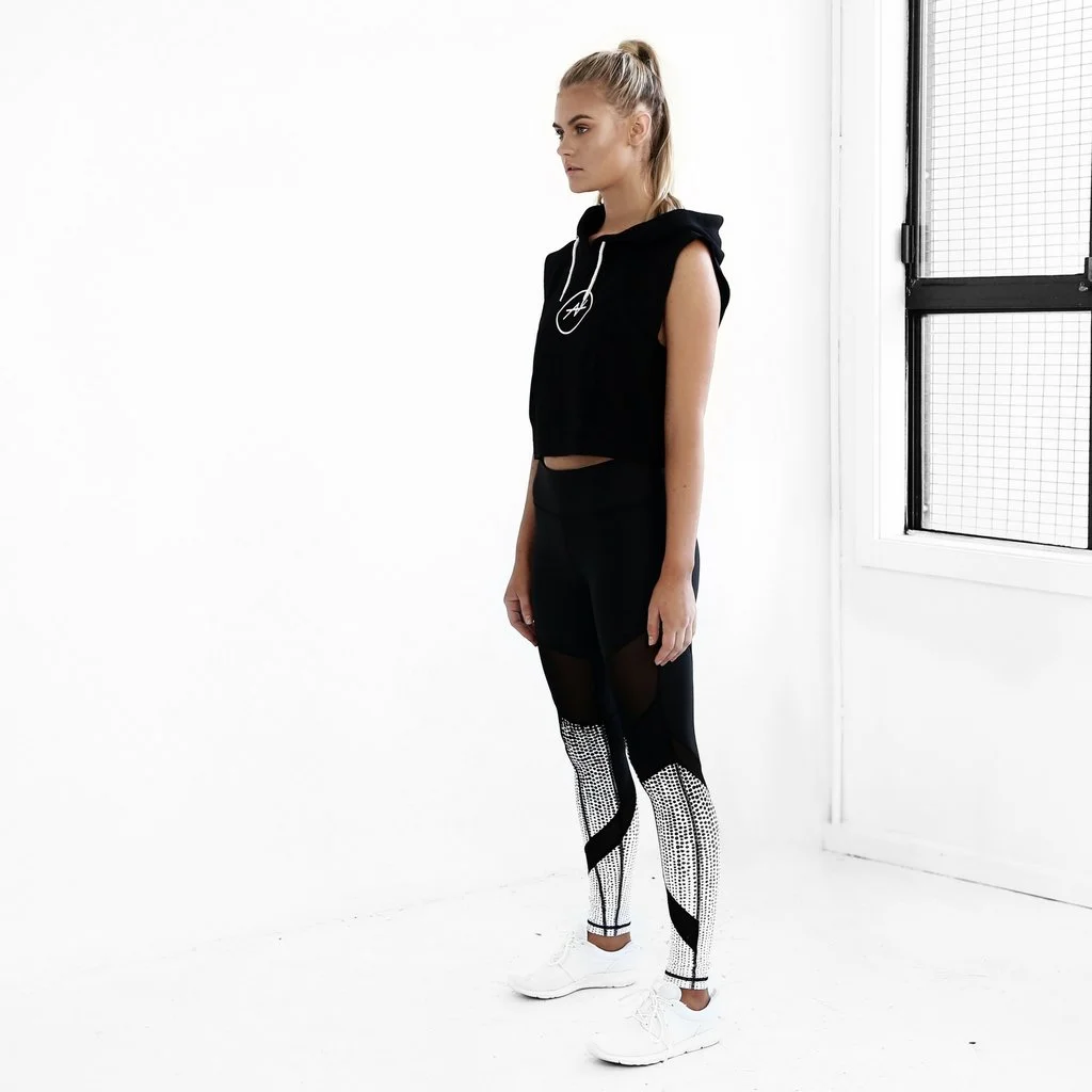 Gradient dots pattern with irregular structure.&nbsp;