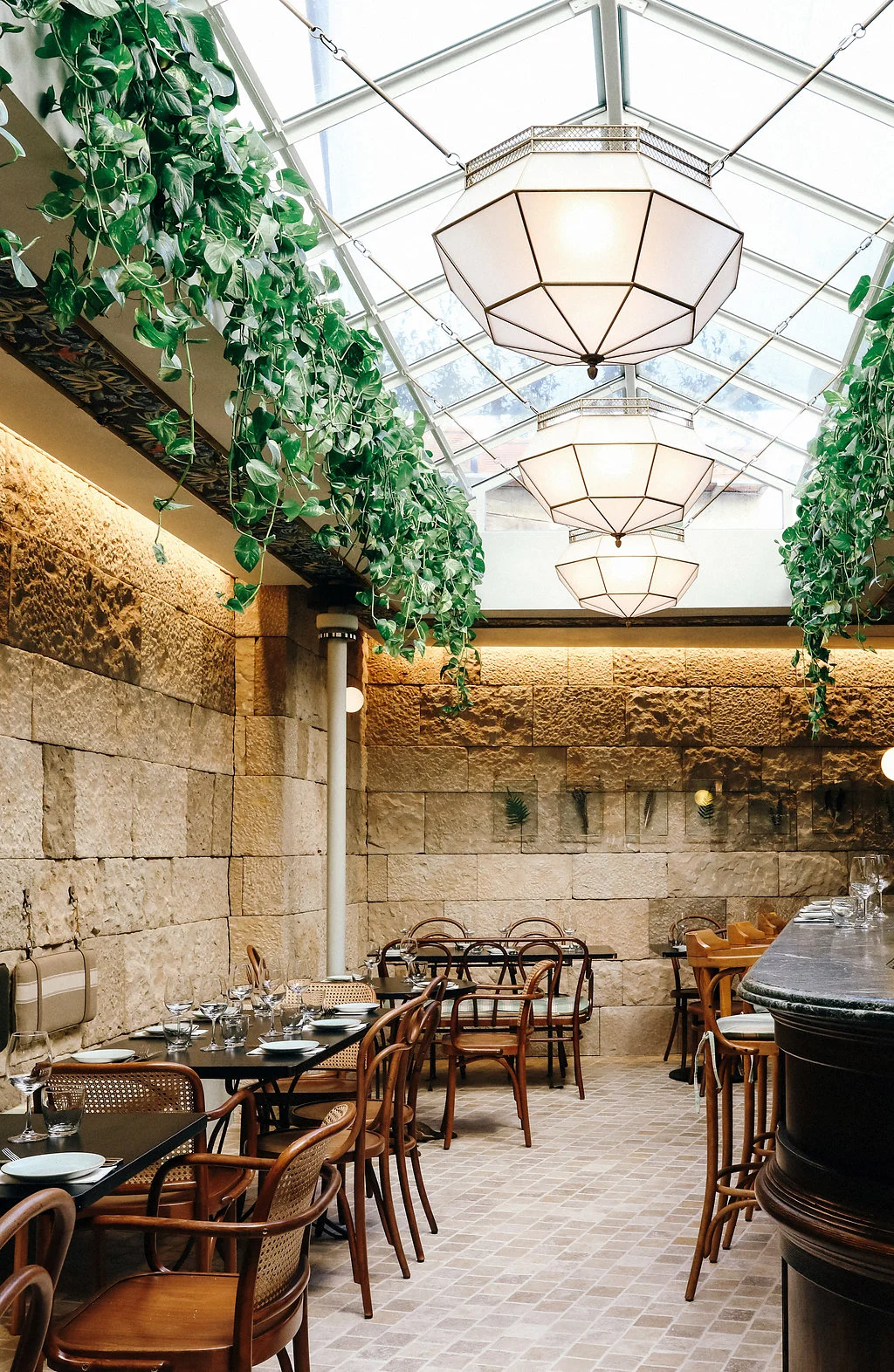 The Garden Opens at the Lord Dudley Hotel — WM MEDIA