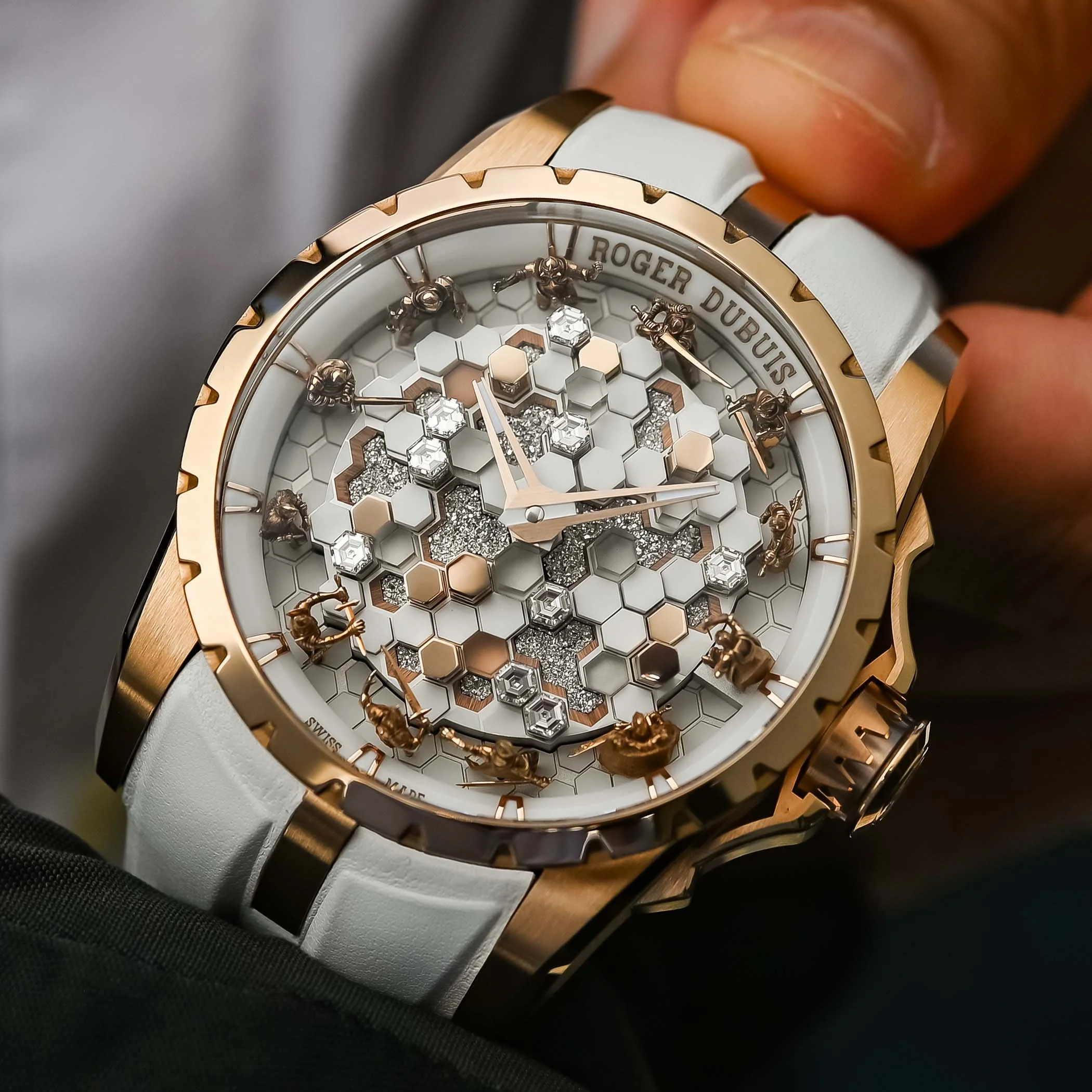 Roger Dubuis - 30 yearsKnights-of-the-Round-Table-Enchanter-Merlin-review-5.jpg