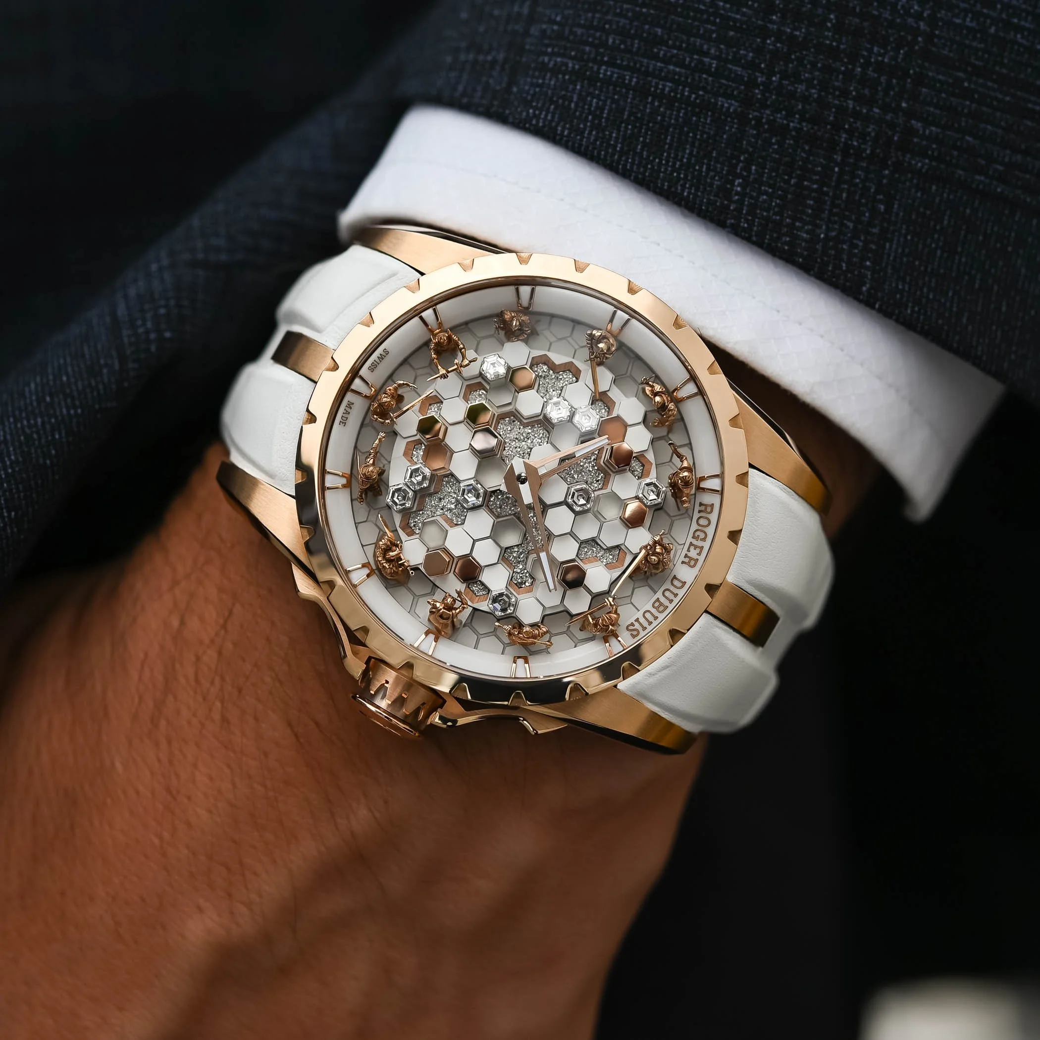 2025- 30 years - Roger-Dubuis-Knights-of-the-Round-Table-Enchanter-Merlin-review-6.jpg