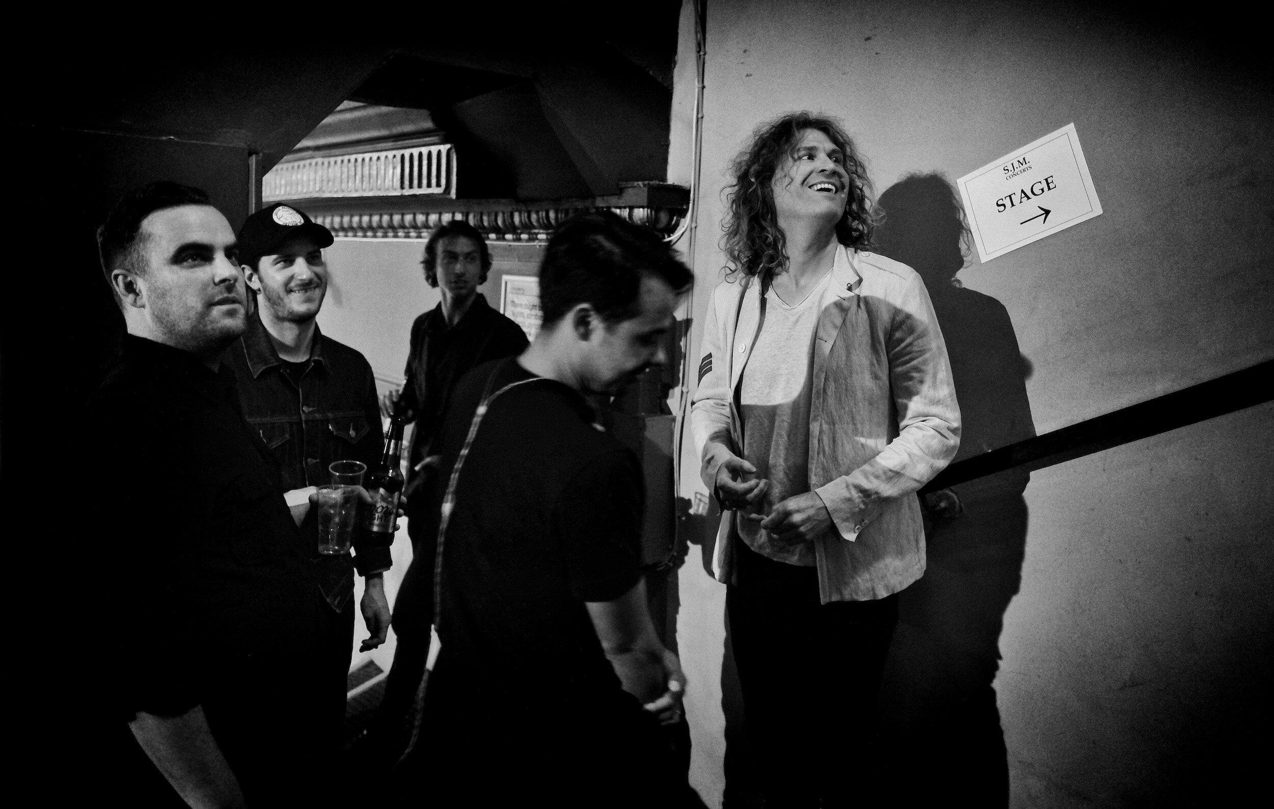 Dave Keuning and his band about to go on stage