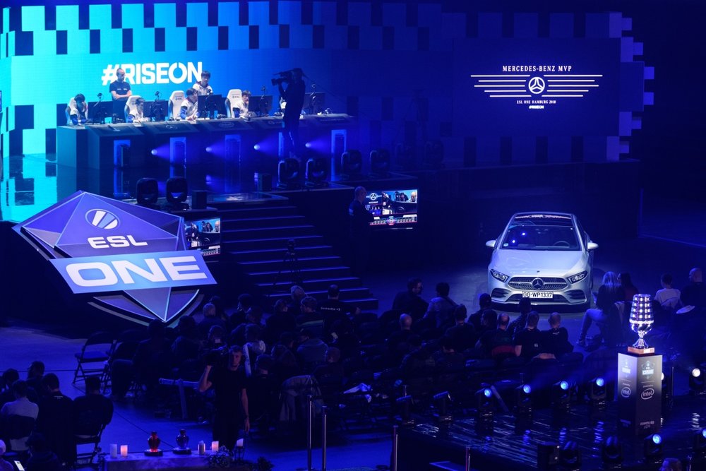 esport-esl-mercedes2.jpg