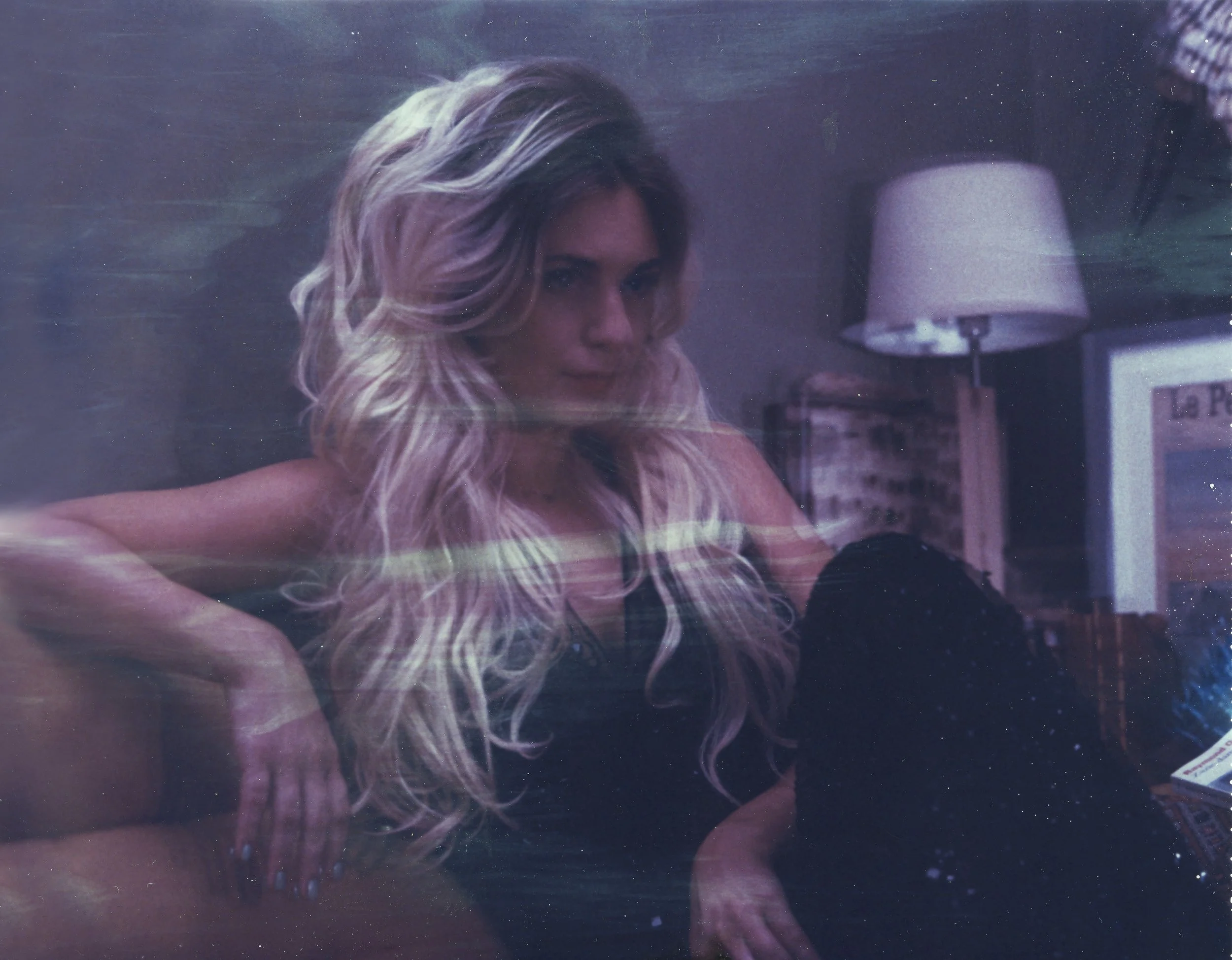 THE_CHANTEUSE_05.jpg