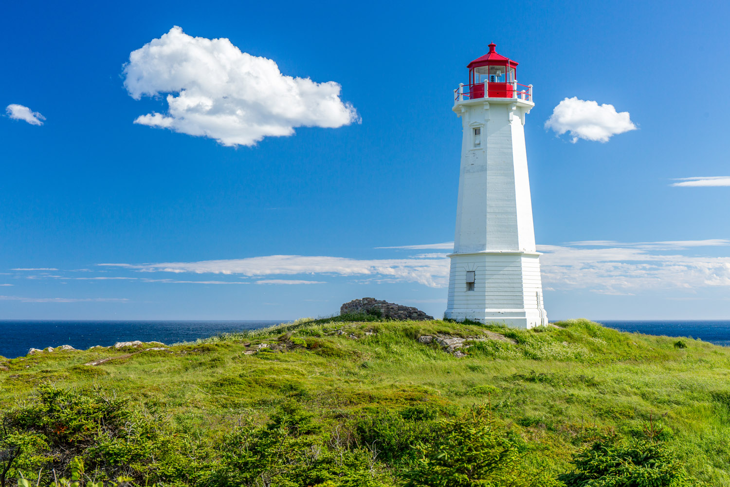 Louisburg Lighthouse, Louisburg, NS, CA