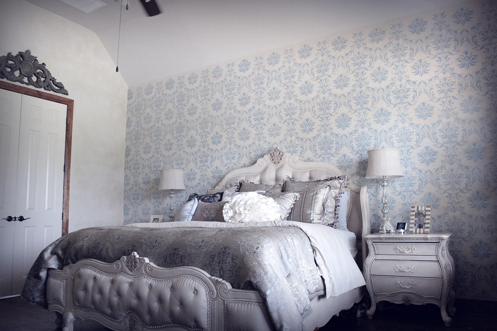 Gabrielle Damask Stencil