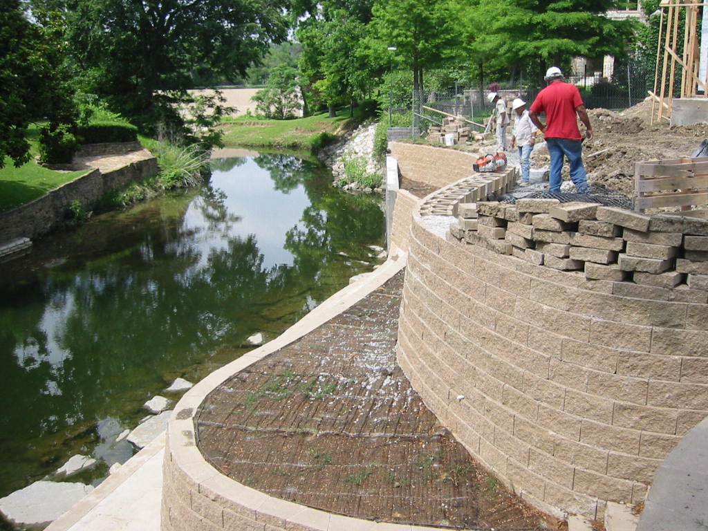 installing a sub-level retaining wall during construction...