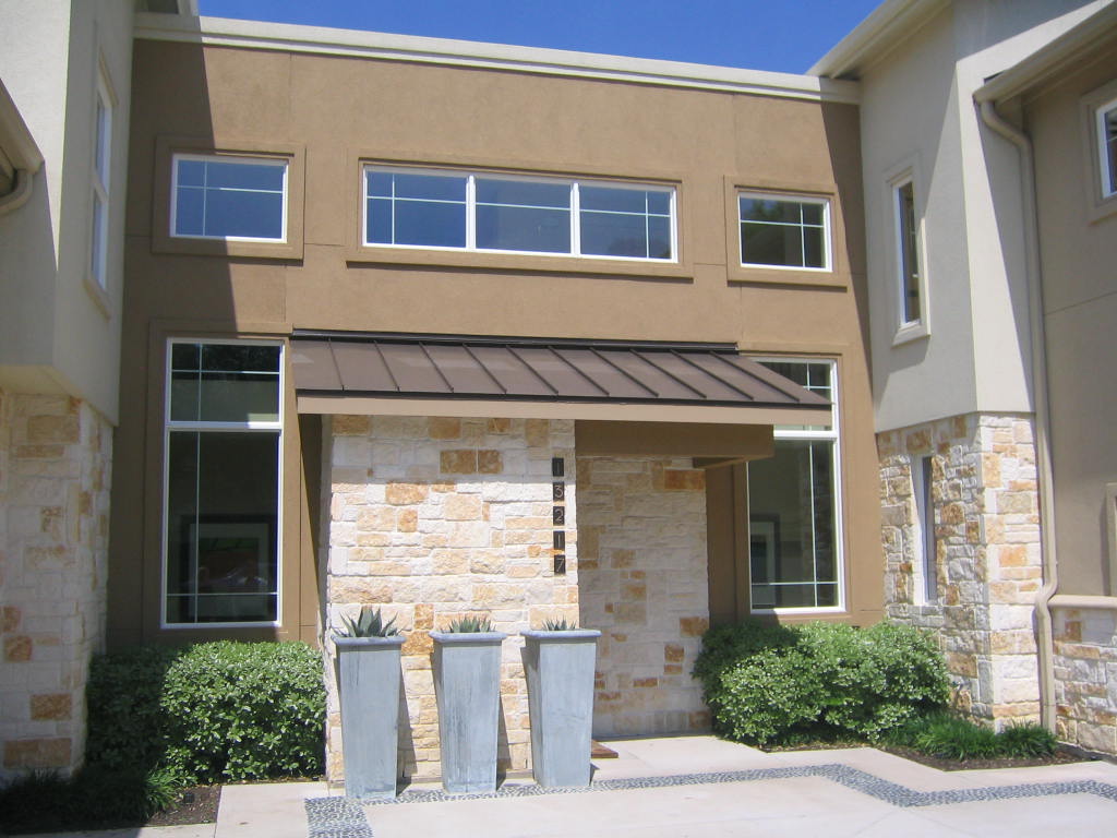 Drive court entry