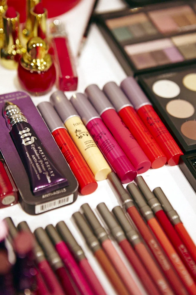 VIOLET GREY_BTS__N3C7788.jpg