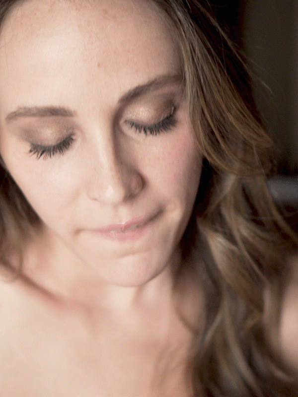 Elly Solo on Bed-preview 1.gif