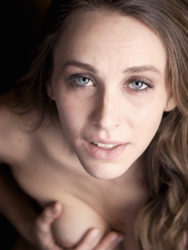 Elly teasing-preview 1.gif