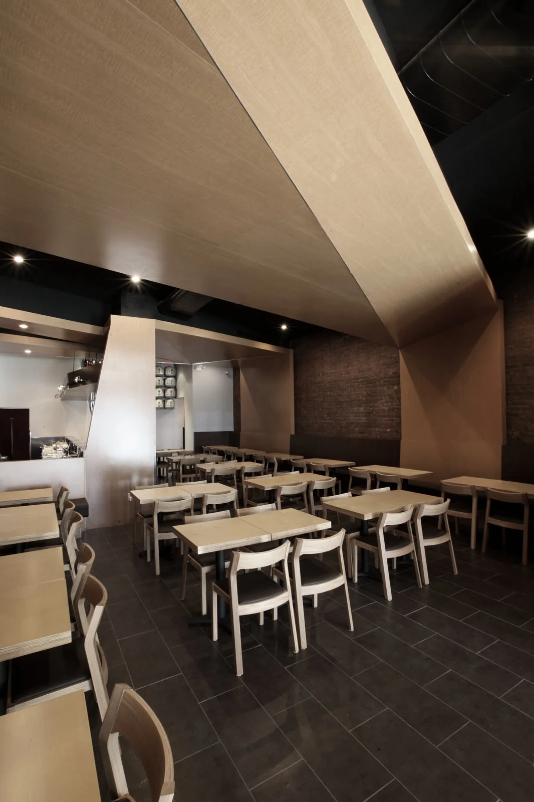 kotobuki from front mid-corner 002.jpg