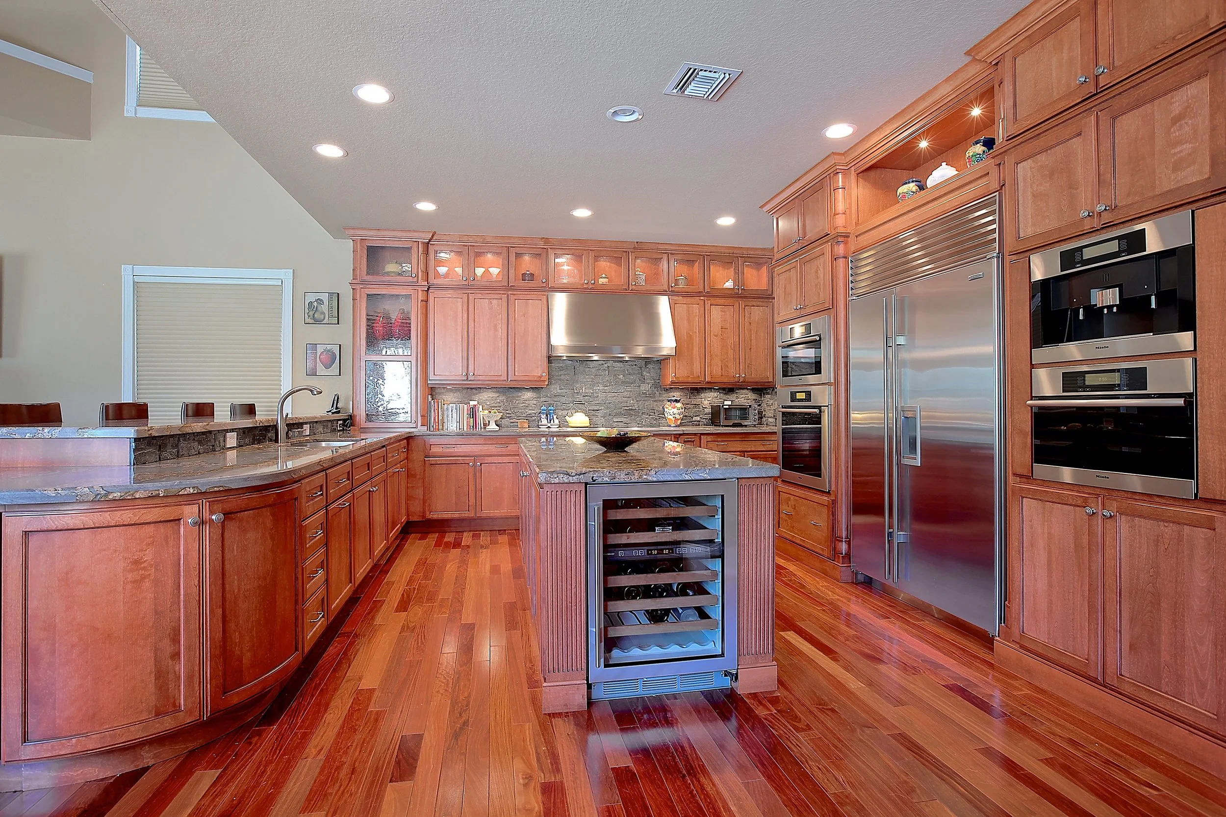 Custom Home Remodeling & Closet Design White Plains, NY