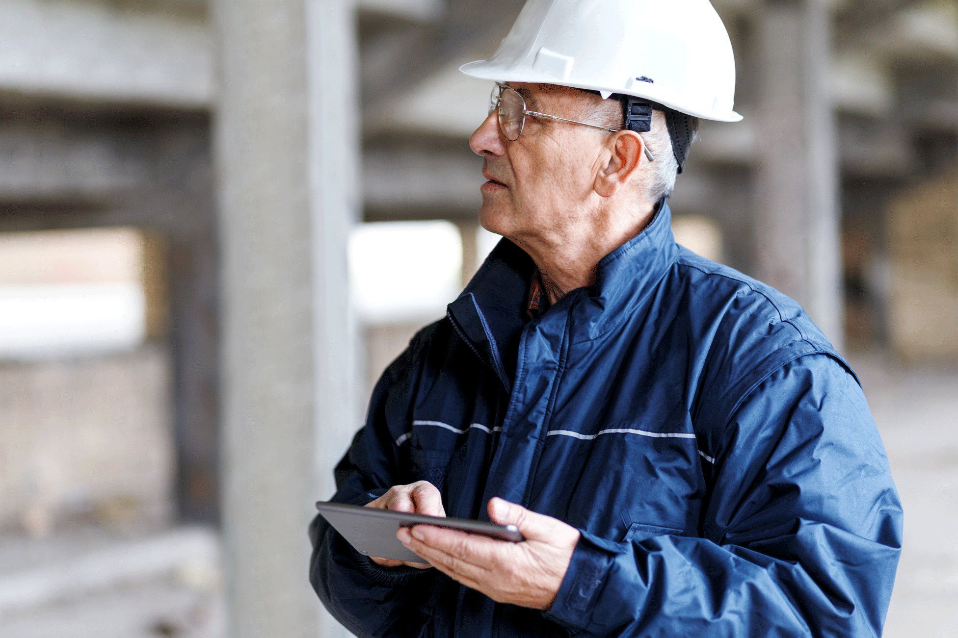 How Mobile Forms Improve Field Service Management