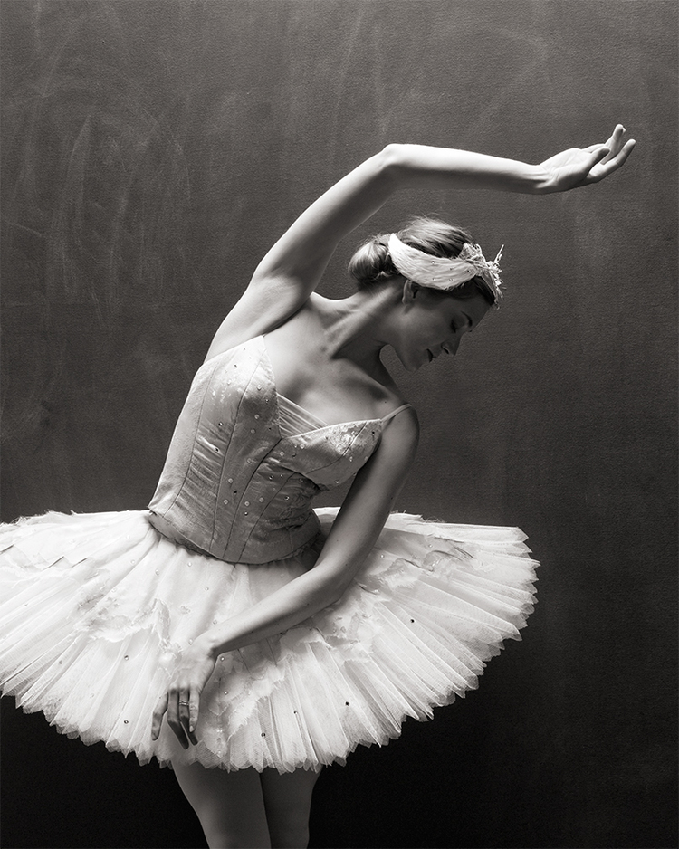 Holly Dorger - NYC dance project.jpeg