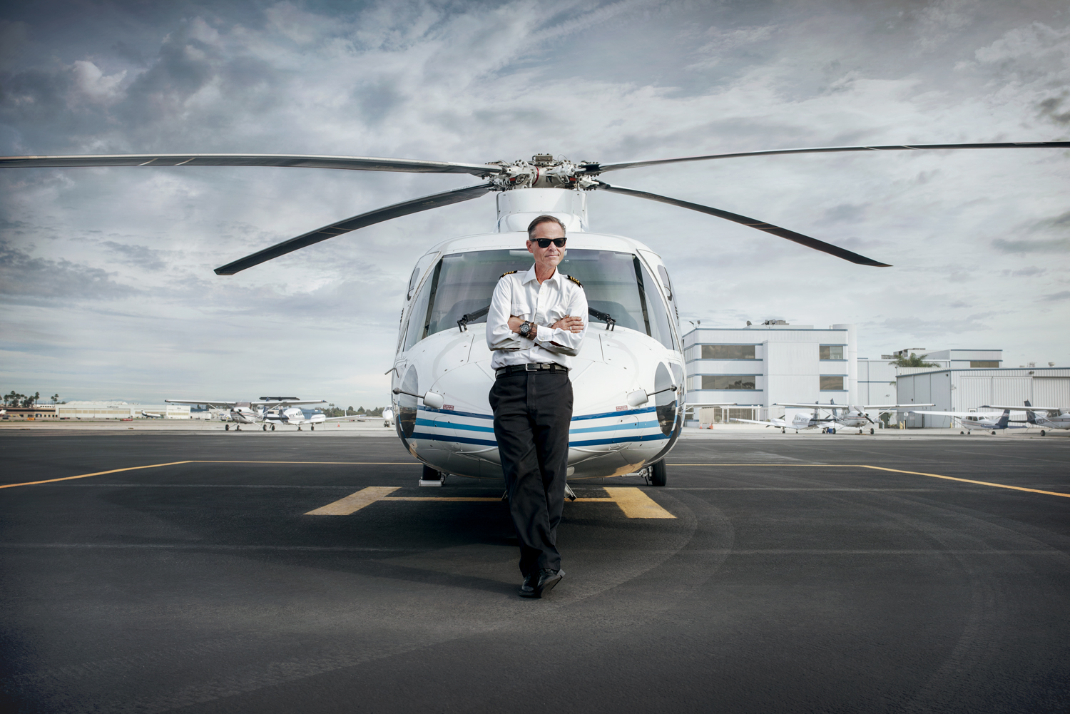 KurtDeetzPortraitShoot-043_V2a_FIN-2-1500px-Portrait-Helicopter-Pilot-LosAngeles-SeanMoore.jpg