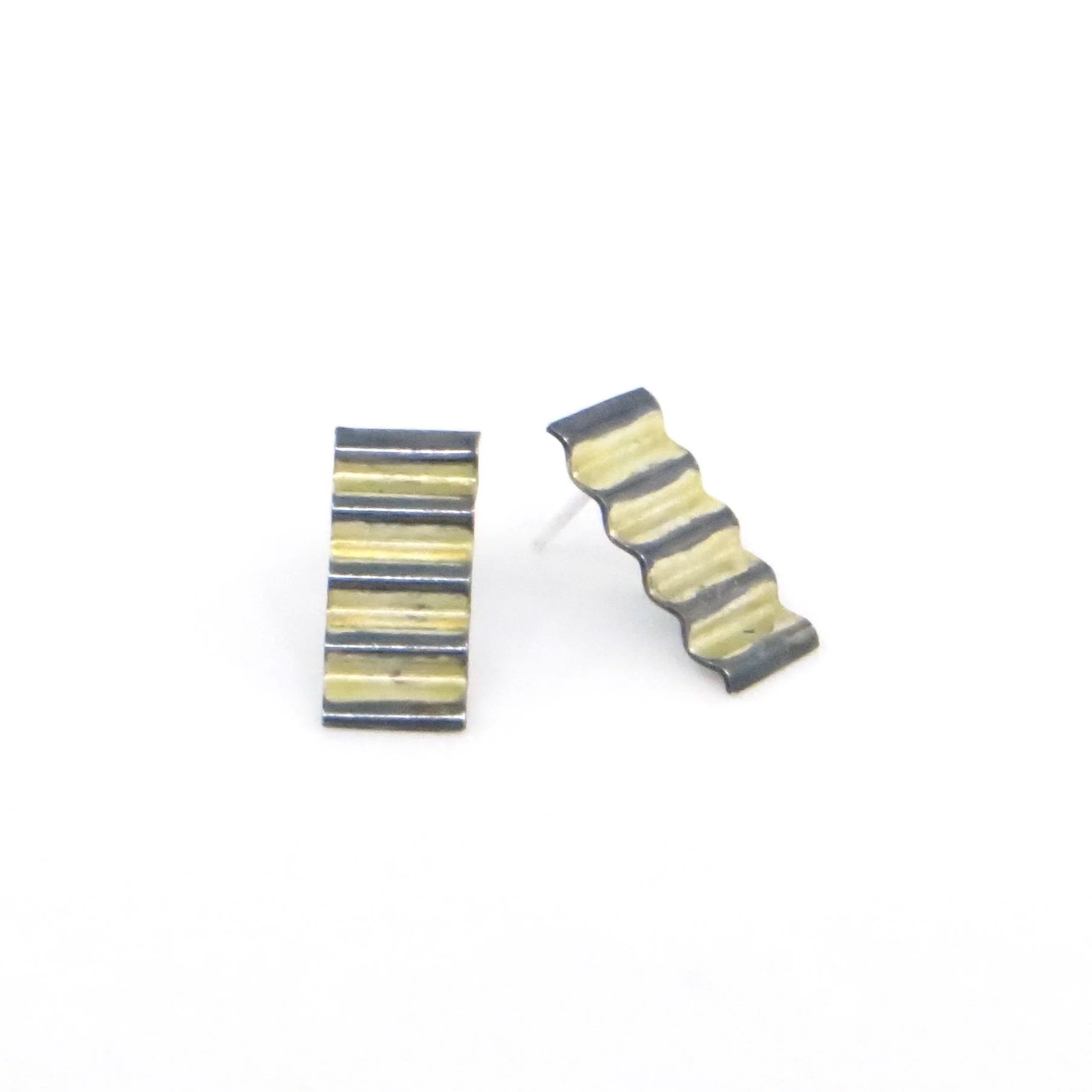 WN637 2 of 2 corrugated.jpeg