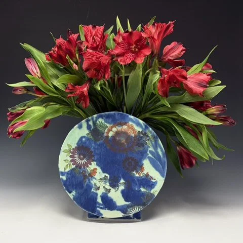 Beverly Carter - Porcelain round vase with screen printing