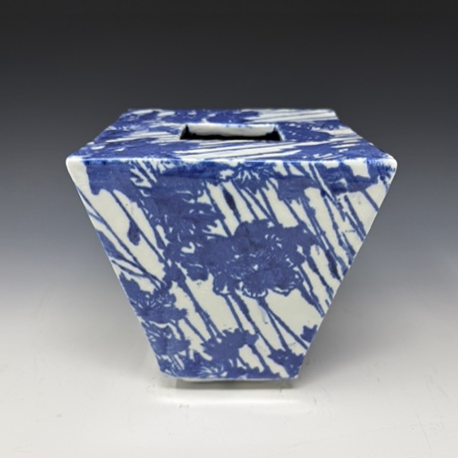 Beverly Carter - Porcelain geometric vase in cobalt blue