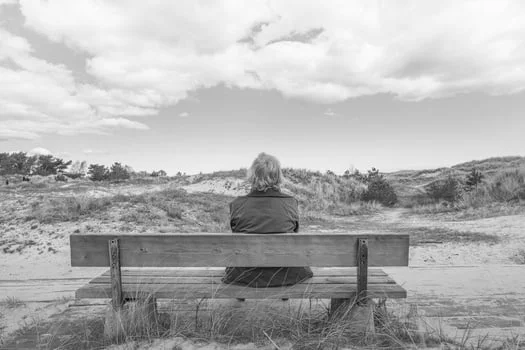 guyonbench.jpeg