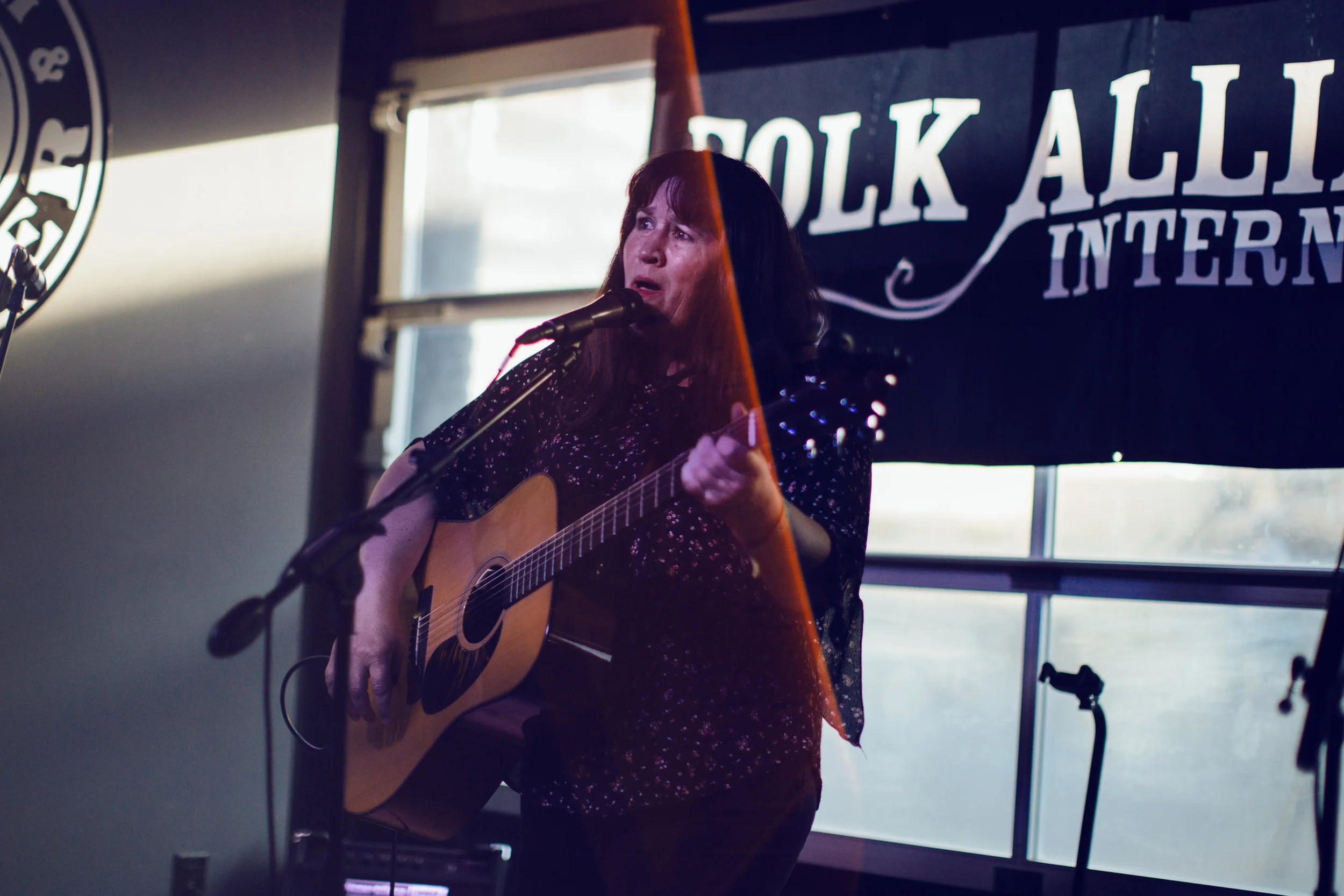 {Finest Folk A Celebration in Music}8-{Connelly Crowe}.jpg