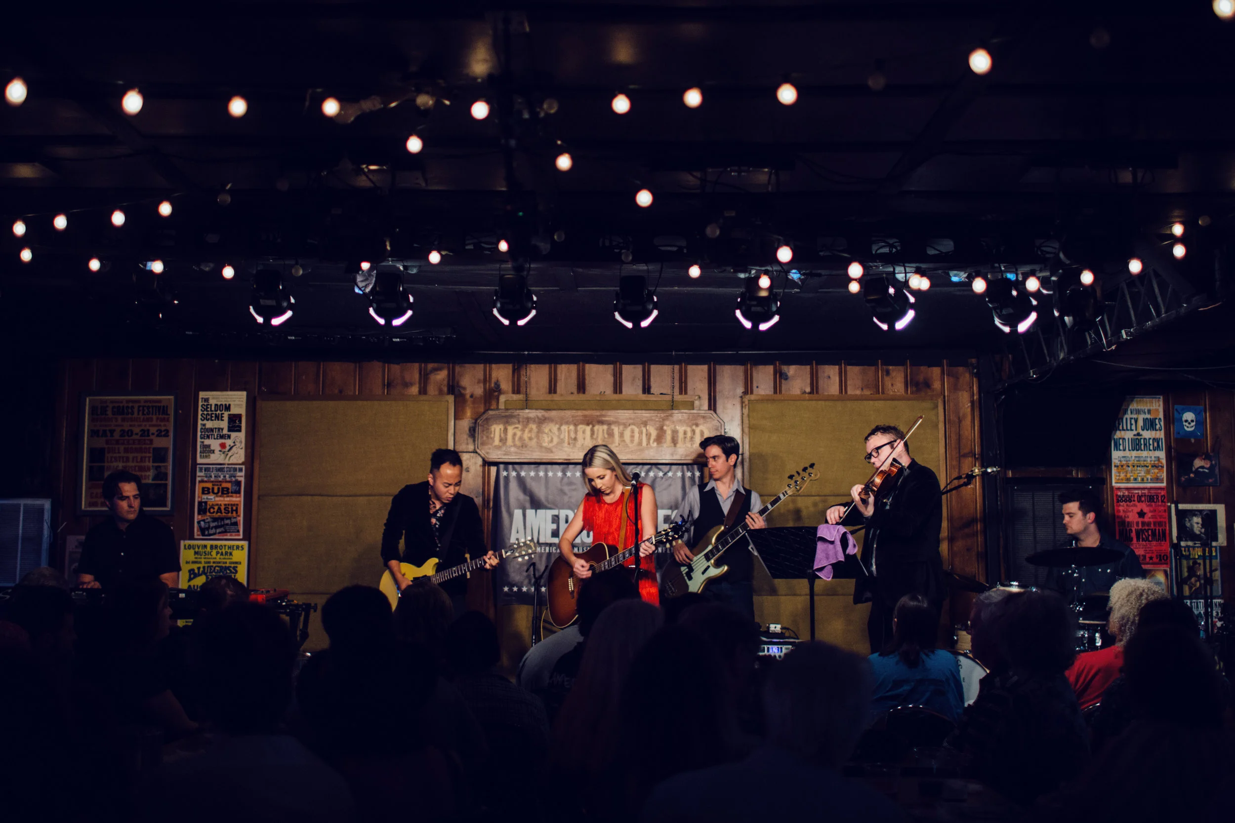 {Ashley Monroe}5-{Connelly Crowe}.jpg