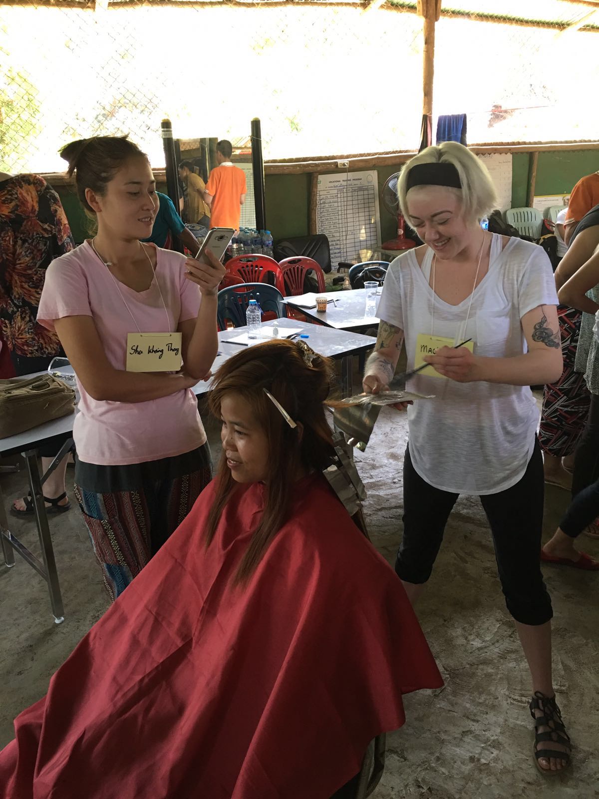 Mackenzie demonstrates the cushion foil technique.