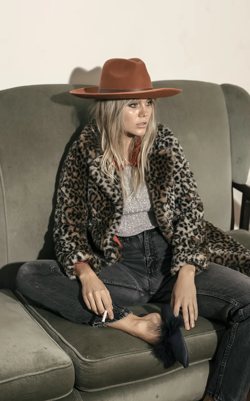 LeniFlashes_Brooke_LunaWolfVintage13.jpg