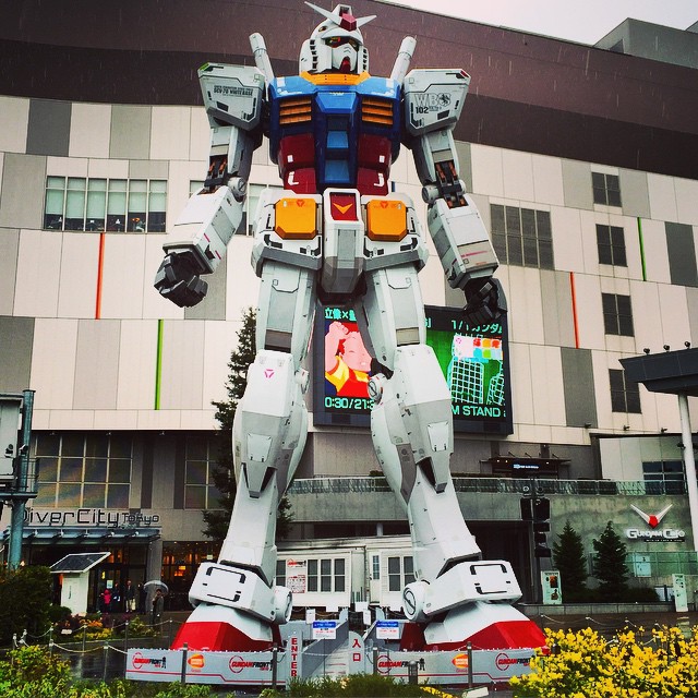 Giant Gundam.jpg