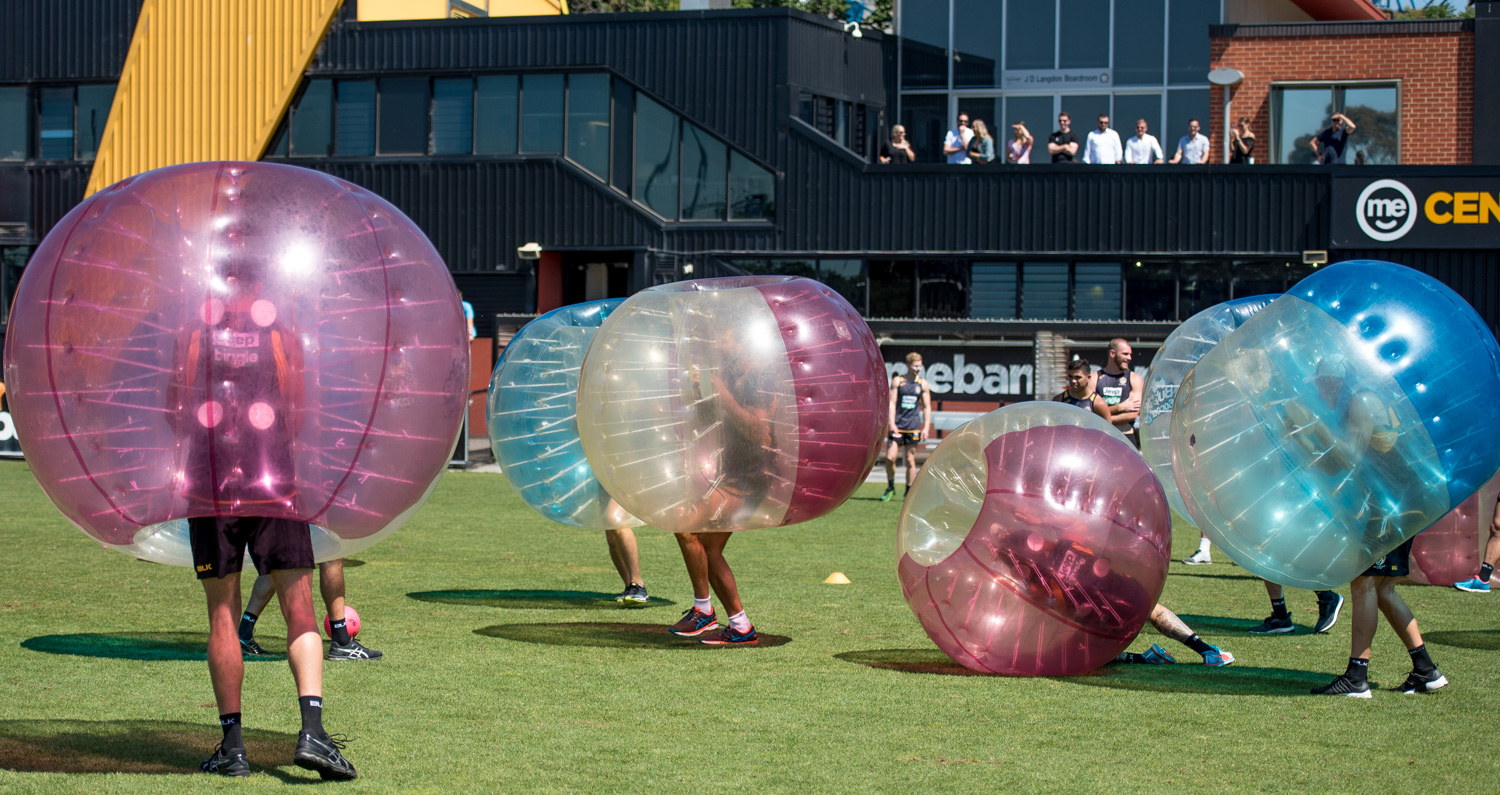 Bubble Soccer-Archery Warz-4.jpg