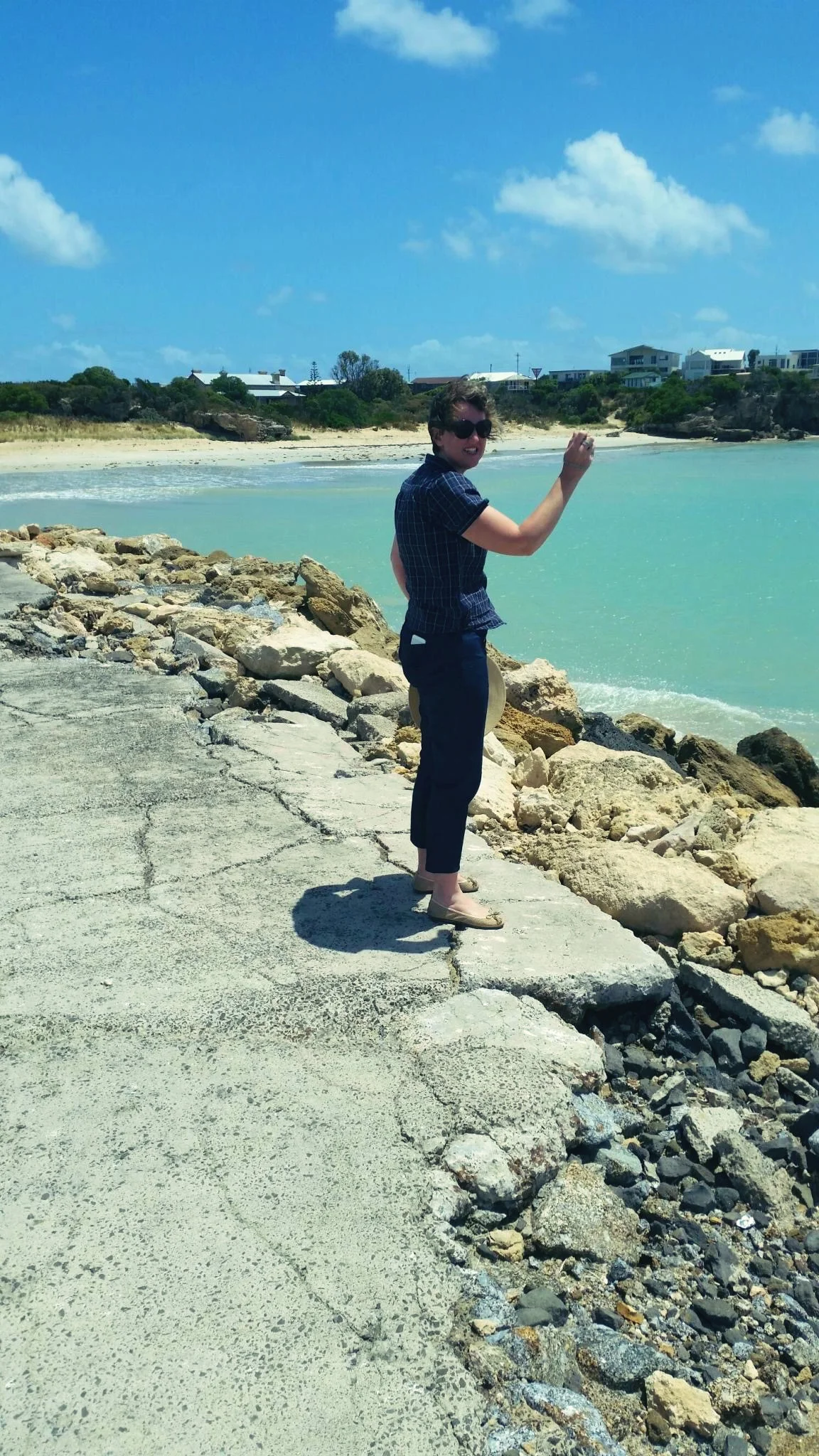 TAKEN ON DAD’s SAMSUNG AT ROBE, SA, DECEMBER 2015.