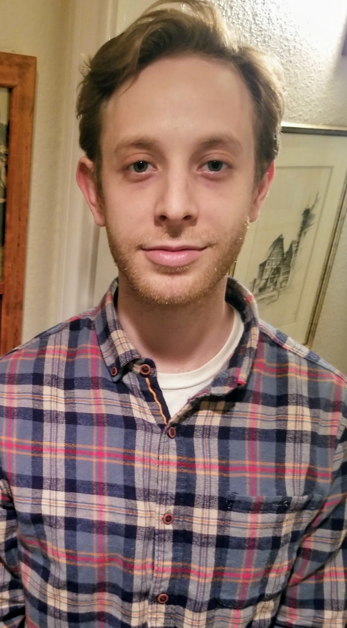 Name: Harrison E. Smith Nickname: Harry Year joined BCM: 2018 Height: 5’9” Position: Research Technician Undergrad/alma matter: University of Houston Hometown: NYC Hobbies: Running, drawing, and living my best life Favorite Drink: Martini Favorite Restaurant: Oishii What you are working on: Applying computational procedures for analyzing dynamic changes in genetic regulation across different cancers.