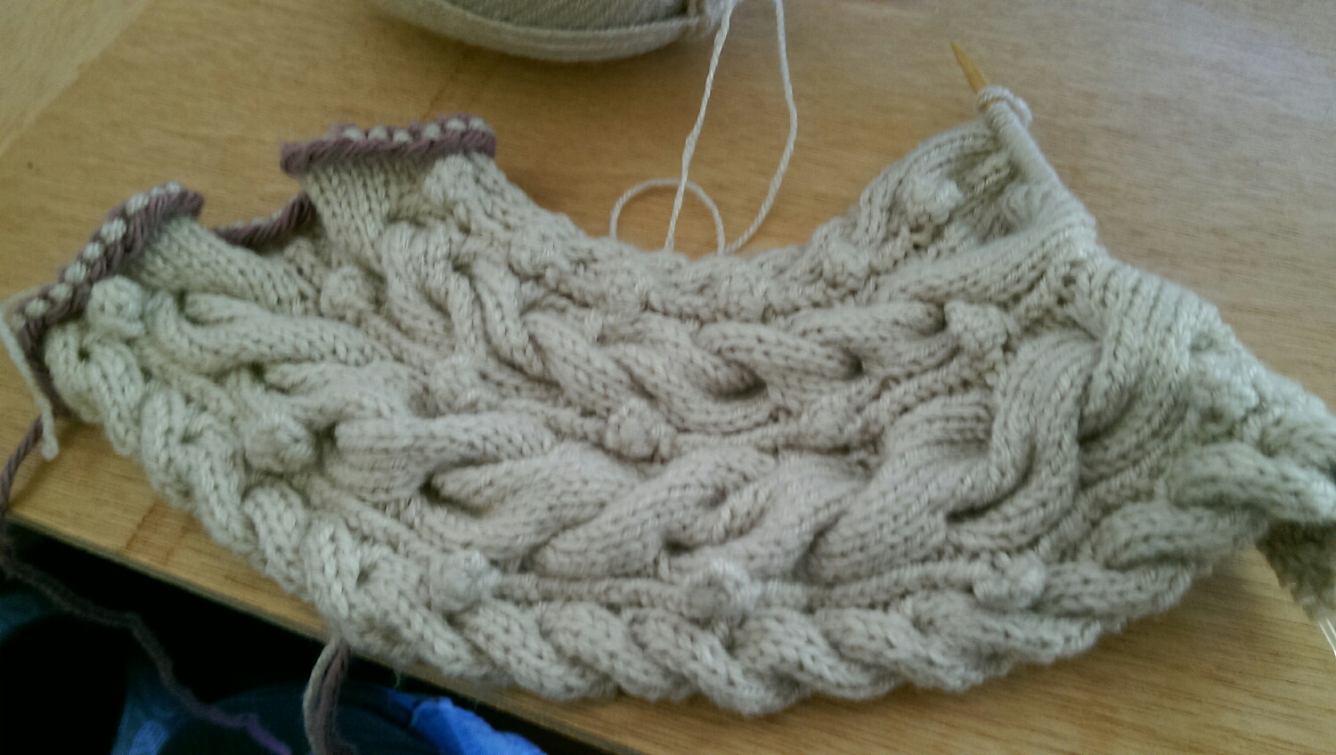 Good progress. Front has been completed, and I've just started the back. The most complicated part with all the cables and bobbles is already done, so the rest should be really quick!