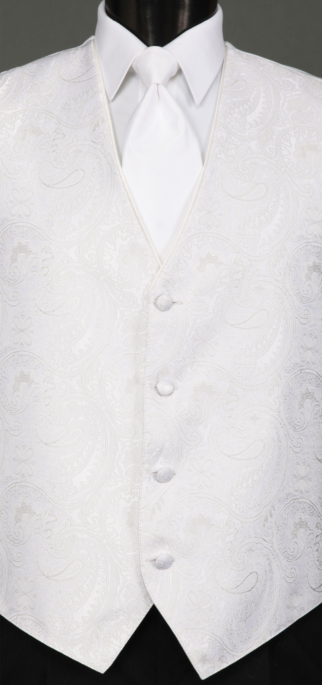 Savvi Paisley Pure White by Red Sleeve