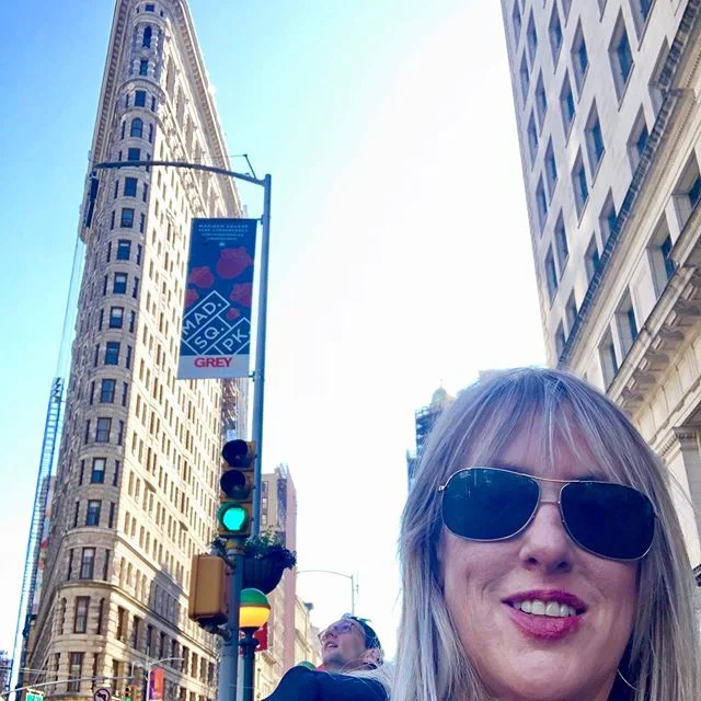 In the Big🍎! #nycity #madisonsquarepark #flatironbuilding #bigapple🍎