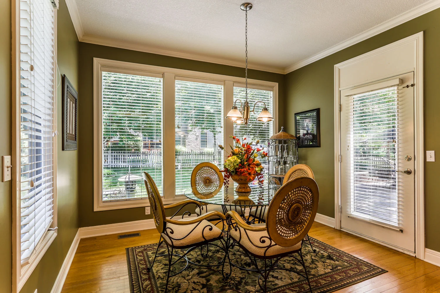 7411OakView_006.jpg