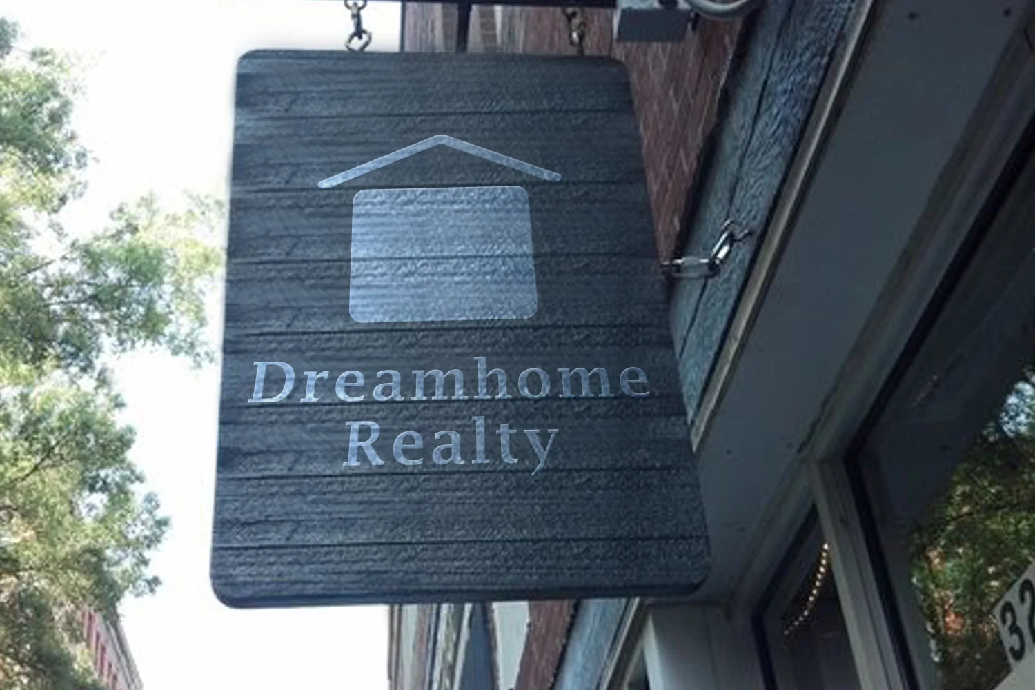 RealEstateQuickie_FBBusPageDebate.jpg